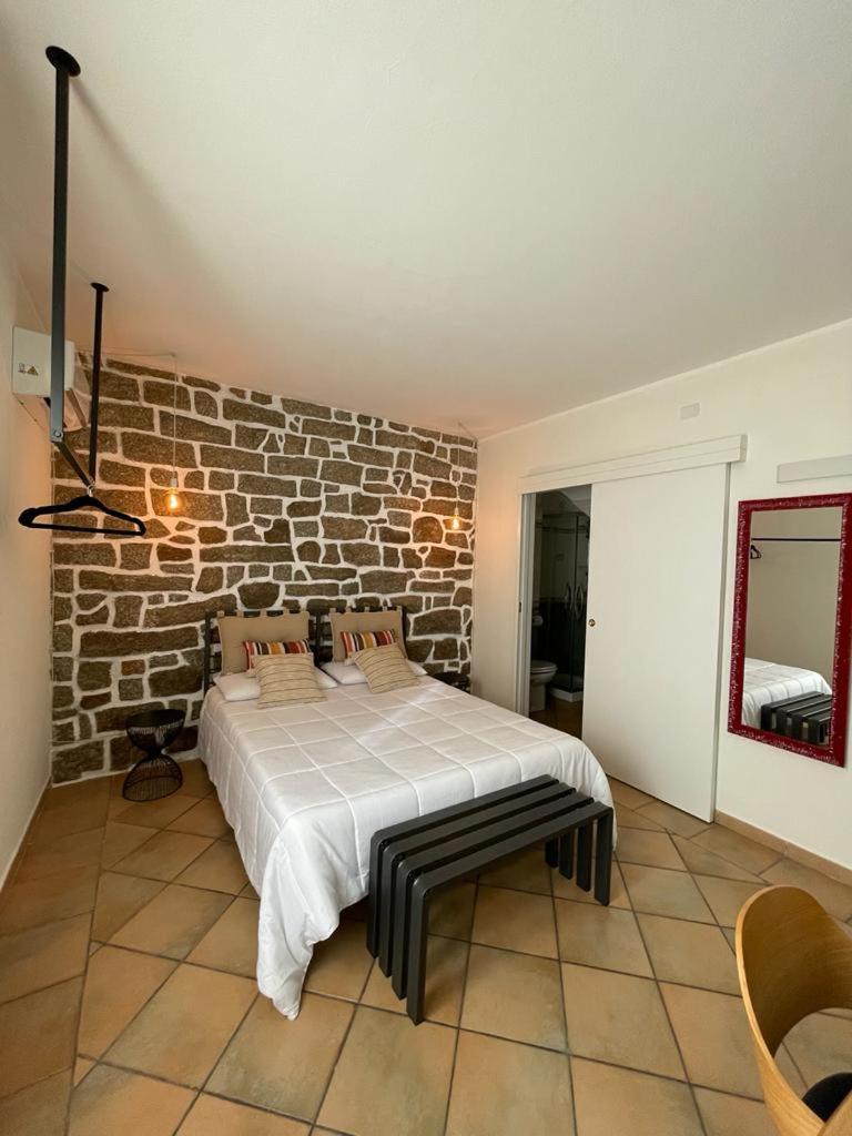 Excellent Rooms Paola'S Olbia Exteriör bild